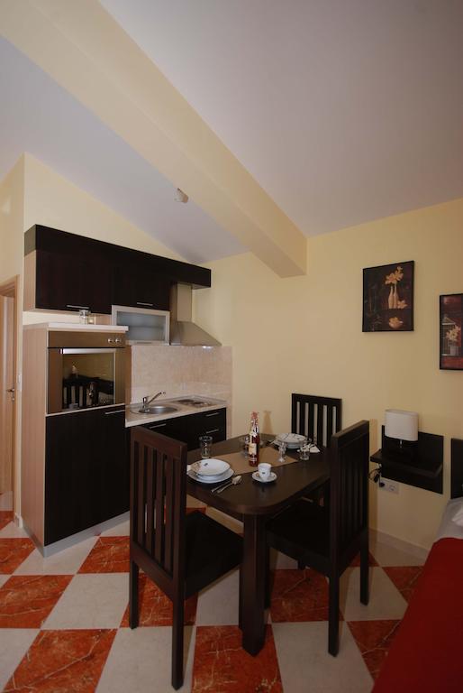 Apartments Stepic Τρογκίρ Δωμάτιο φωτογραφία